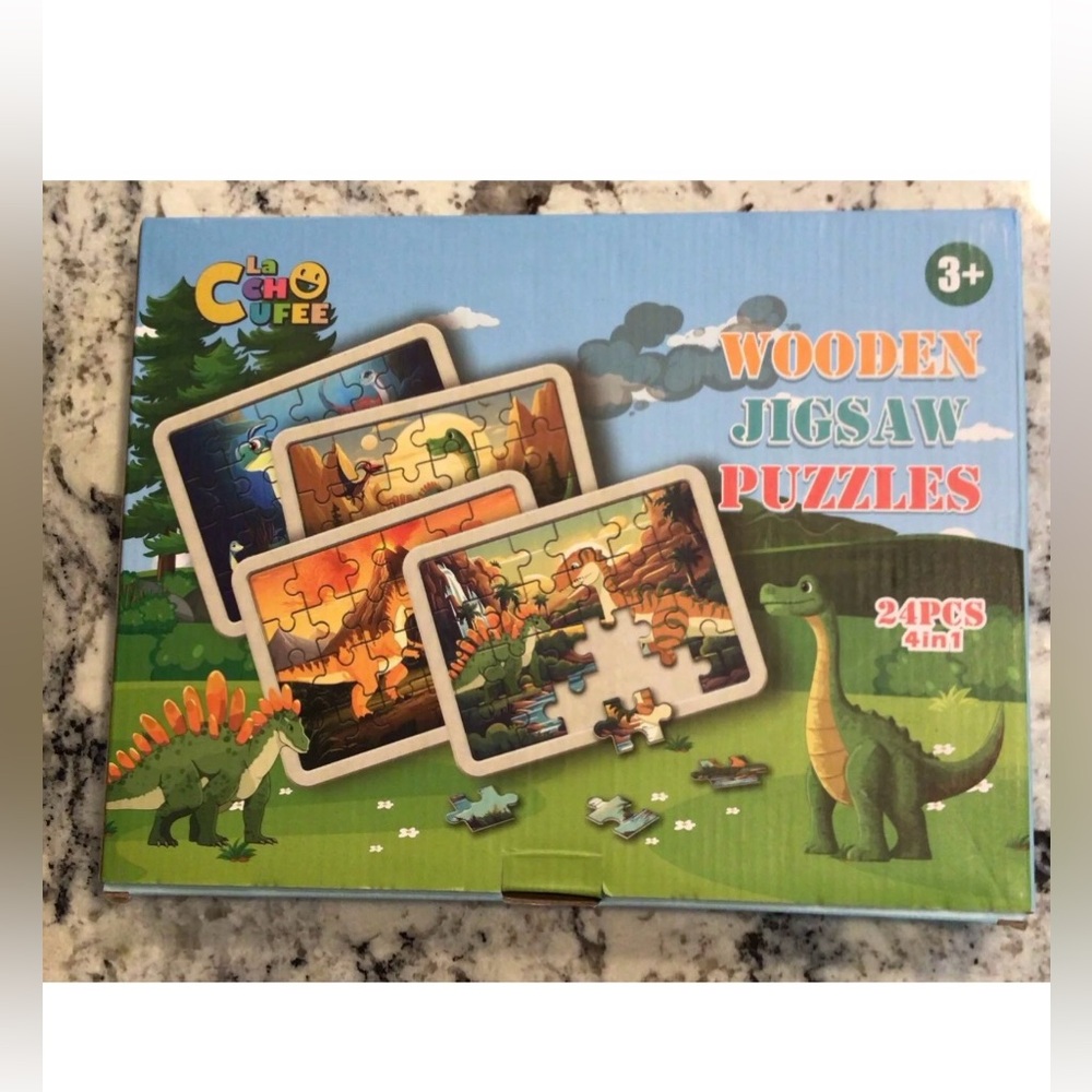 Dinosaur wooden jigsaw puzzles w/storage bag..(NWT) - Picture 2 of 7